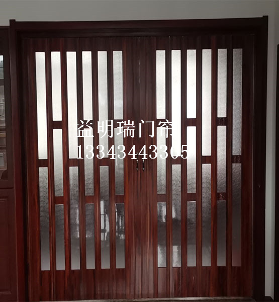 鋁（lǚ）合金（jīn）折疊門